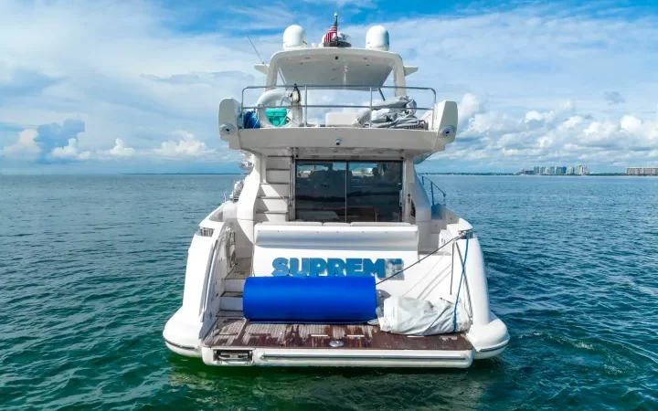 62' Azimut