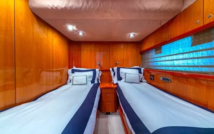 84' SunSeeker