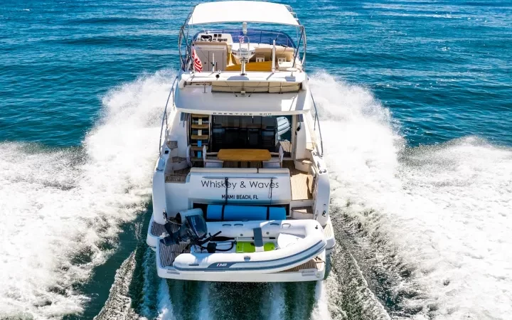 52' Prestige